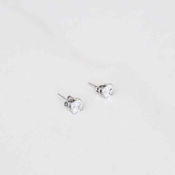 Solitaire Round Stud Earrings - White Gold (Pair)