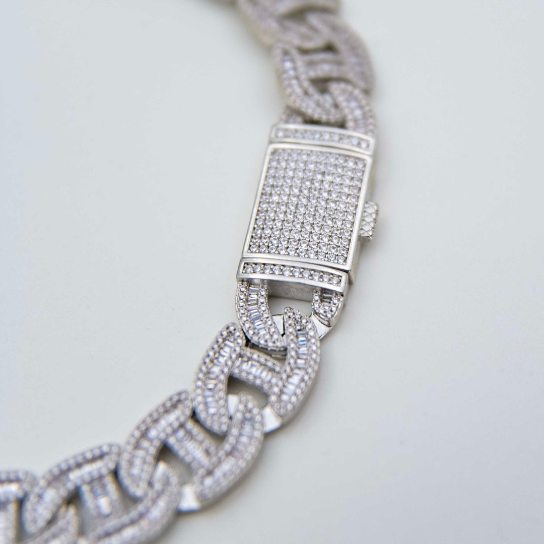 Baguette Chain Link - White Gold (15mm) on White Marble