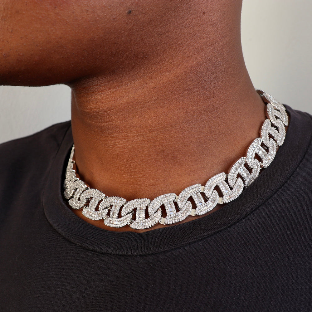 Model Wears the Baguette Chain Link - White Gold (12mm) - 46cm