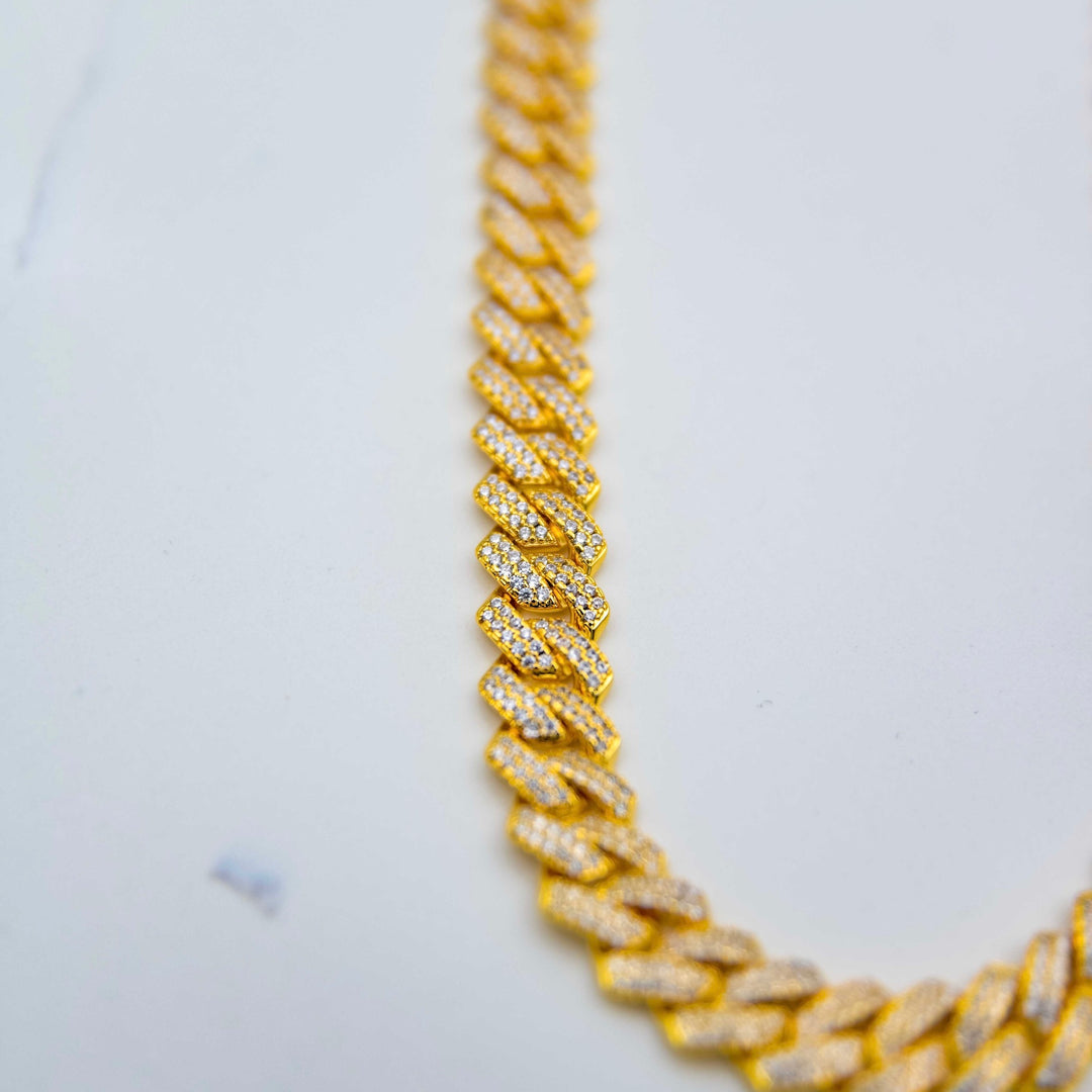 Iced Prong Link - Yellow Gold (14mm) on White Marble