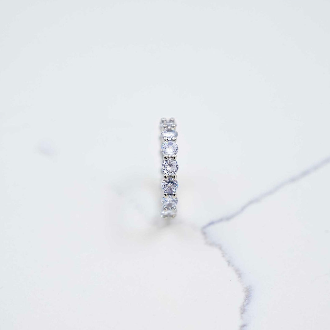Solitaire Ring - White Gold (5mm) on White Marble